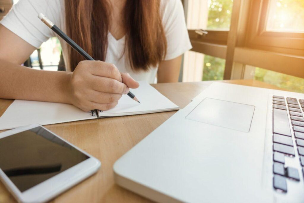 Essay Writing Services – How to Choose the Best 3 Paper help extras