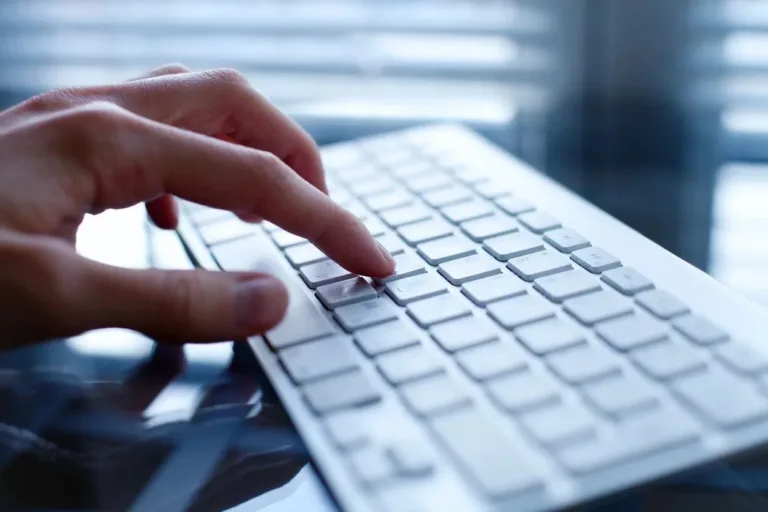 Pros and Cons of Back-end Development