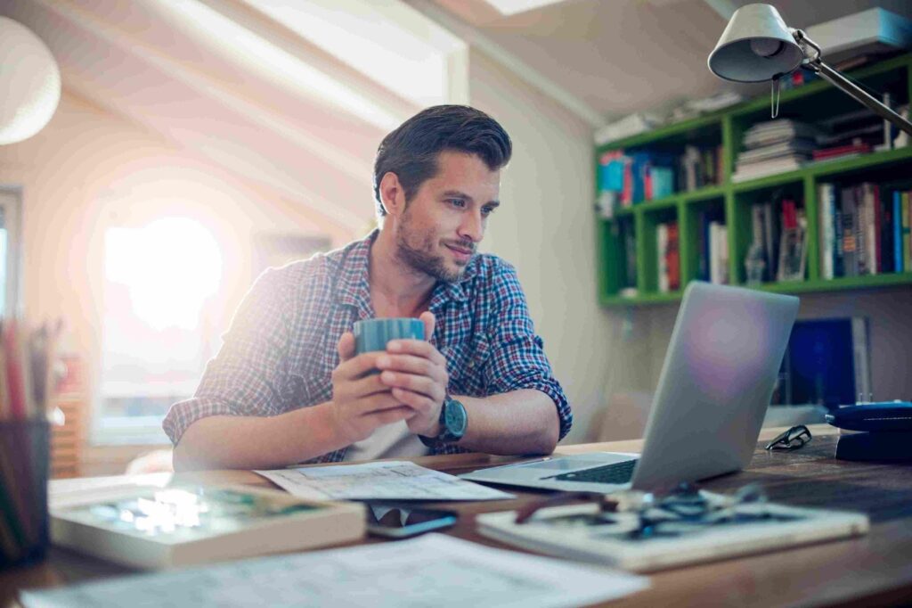 7 Challenges to be Overcome by the Freelance Software Developer 3 Working late hours
