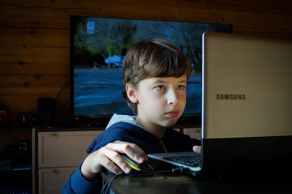 How To Enable Web Activity Tracking On Child’s Phone 4 see what my kid is doing online